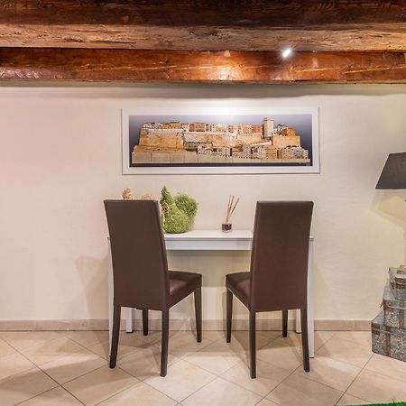 Aquamarina Lägenhet Cagliari Exteriör bild